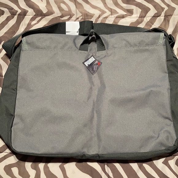 Puma bag, great for laptops or lunch, or edc - Picture 2 of 4
